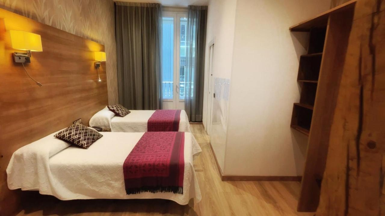 Hostal Aguilar Madrid Exteriér fotografie