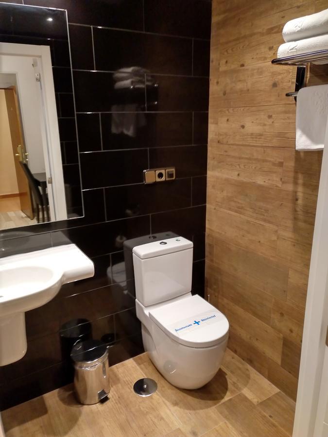 Hostal Aguilar Madrid Exteriér fotografie